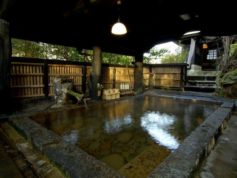 Kurokawa Onsen Yama No Yado Shinmeikan Minamioguni Extérieur photo